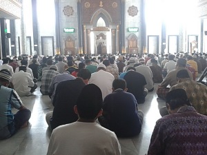 masjid-agung-baitul-mukminin-jombang-foto-akhmad-muhaimin-azzet